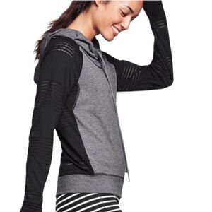 Athleta Limitless Gray & Black Cowl Neck Pullover Hoodie Size XS